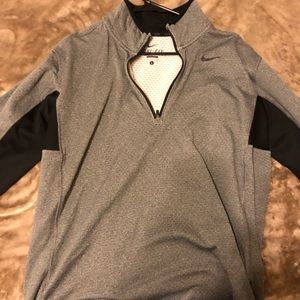 Nike pullover